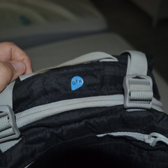 Backpack Lowepro. Black and gray. - Picture 3 of 11